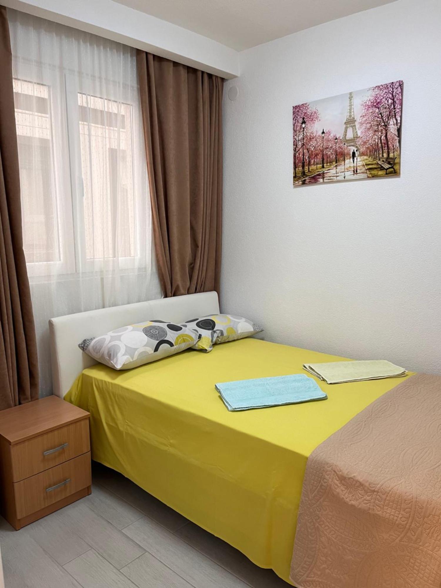 Id Apartments ติวัต ภายนอก รูปภาพ