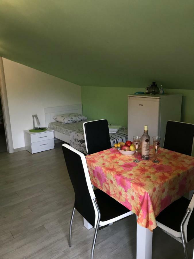Id Apartments ติวัต ภายนอก รูปภาพ